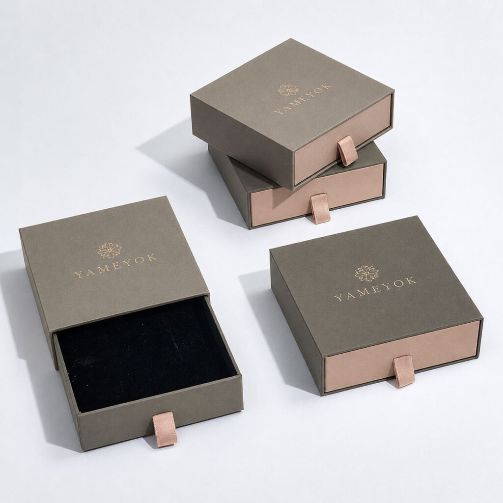 Custom drawer boxes with logo and sliding tray